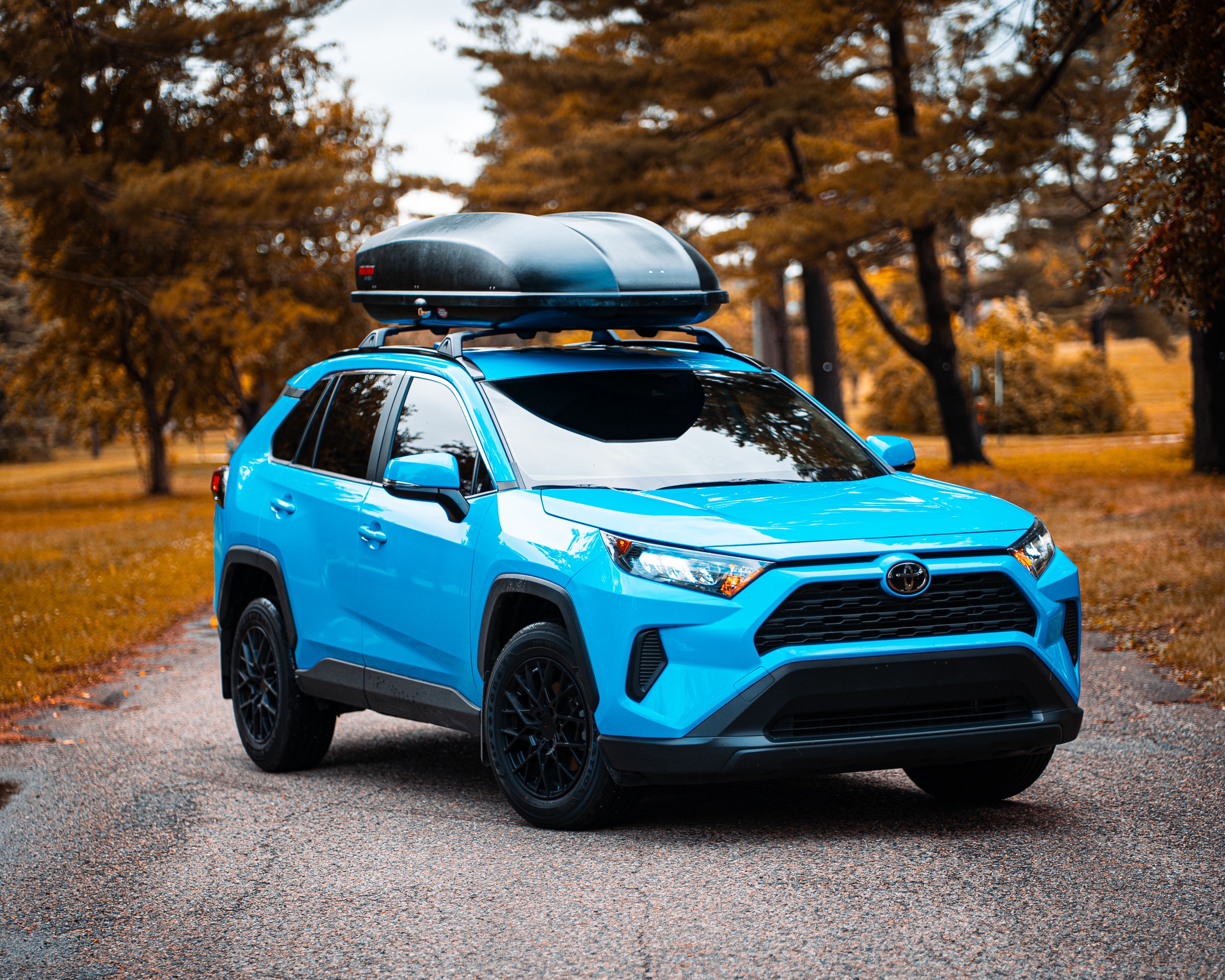 Top 5 Classy Rooftop Cargo Boxes for Cars In 2022