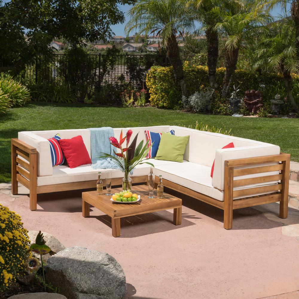 Why should you Choose Outdoor Furniture for your Home?￼