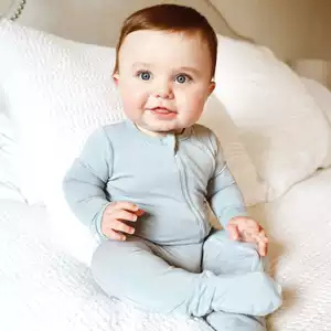 These Are The Top 5 Benefits Of Newborn Onesies
